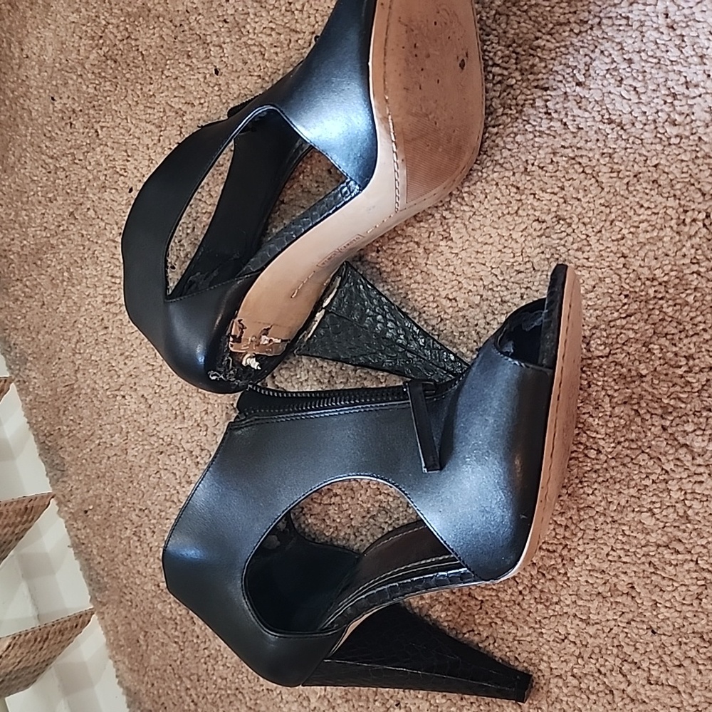 Vince Camuto